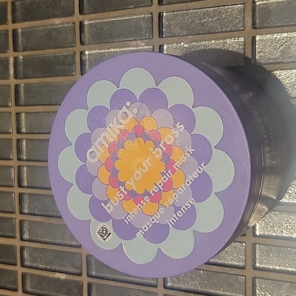 Amika Bust your Brass Intense Hair mask - Picture 1 of 4